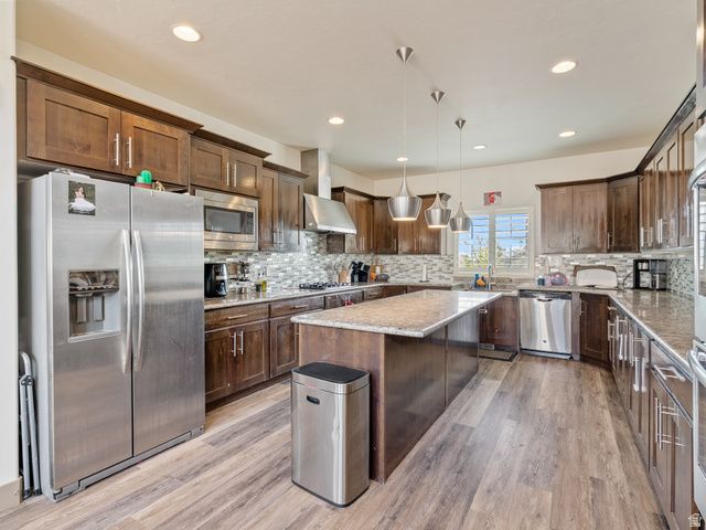 4130 W SHINNEROCK DR, South Jordan, UT 84009