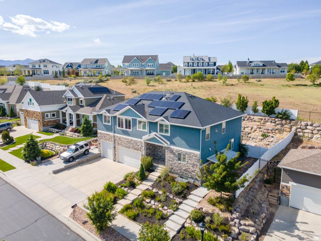 4130 W SHINNEROCK DR, South Jordan, UT 84009