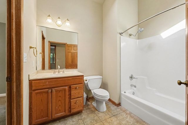 8647 Magnolia Street, St. John, IN 46373