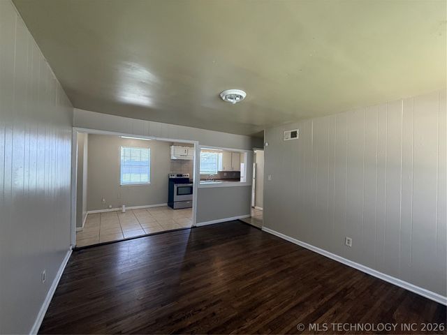 6313 N Main Street, Tulsa, OK 74126