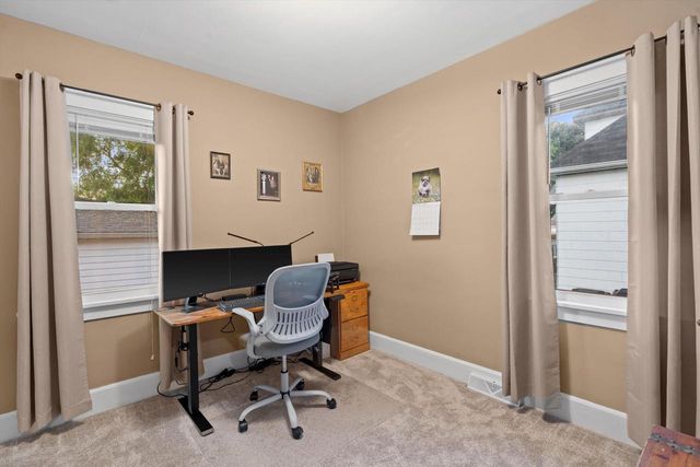 2008 Case AVENUE, Racine, WI 53403