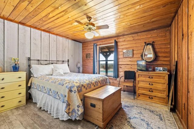 2102 Private Road 1377, Lampasas, TX 76550