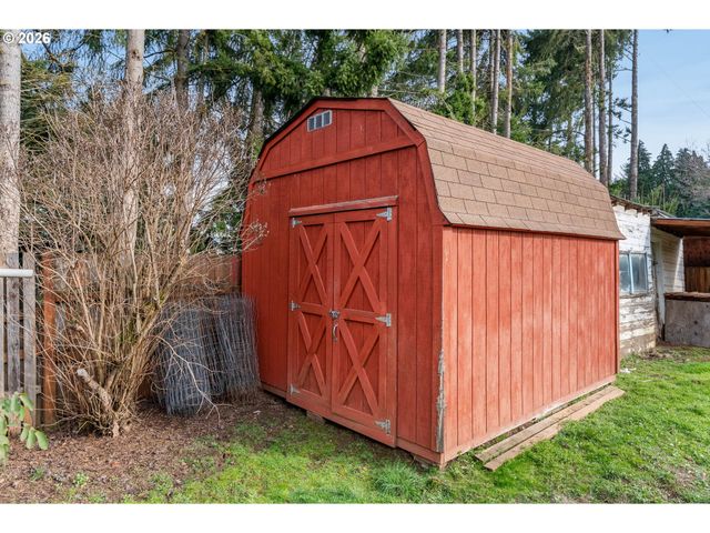 3400 Bradley Dr, Hood River, OR 97031