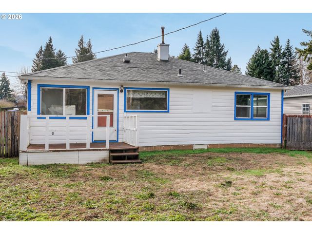 3400 Bradley Dr, Hood River, OR 97031