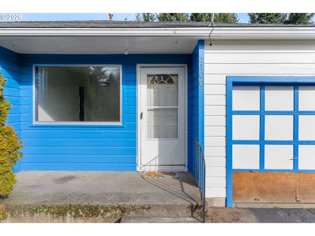 3400 Bradley Dr, Hood River, OR 97031