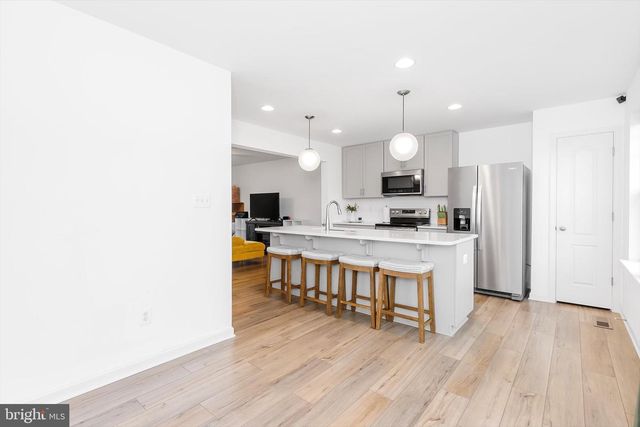 18 NEEDLE CT, Bunker Hill, WV 25413