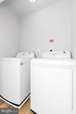 18 NEEDLE CT, Bunker Hill, WV 25413