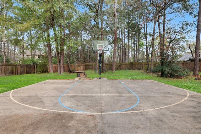 27726 Tiverton Court, Spring, TX 77386