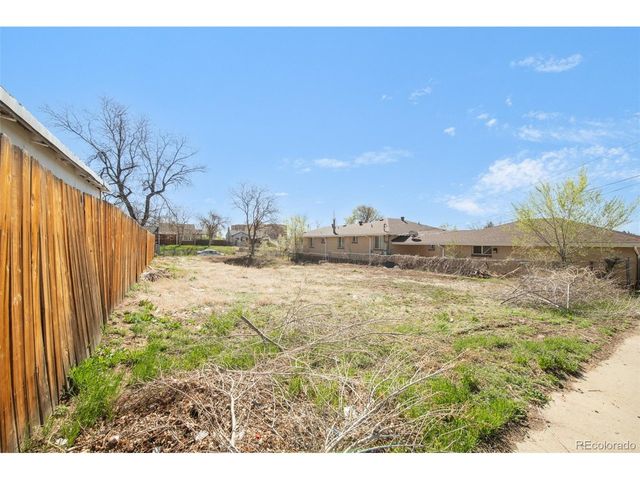 909 Wolff St, Denver, CO 80204