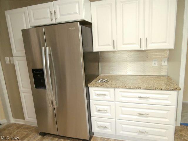 23551 S Woodland Road, Shaker Heights, OH 44122