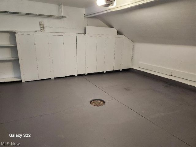 23551 S Woodland Road, Shaker Heights, OH 44122