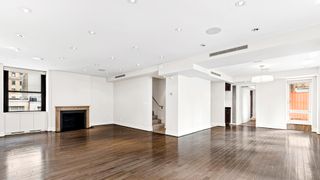 111 E 56TH Street # 1700, New York City, NY 10022