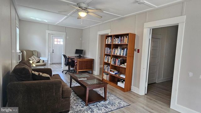 246 BAY AVE, Prince Frederick, MD 20678