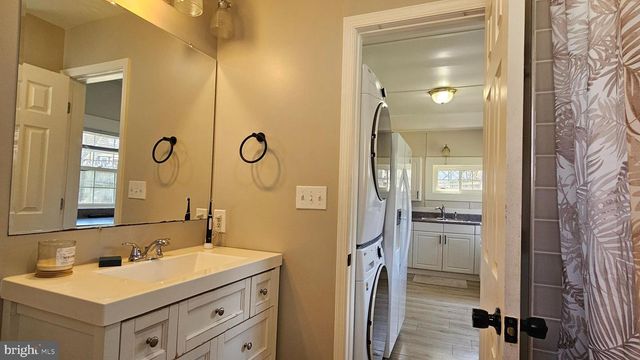 246 BAY AVE, Prince Frederick, MD 20678