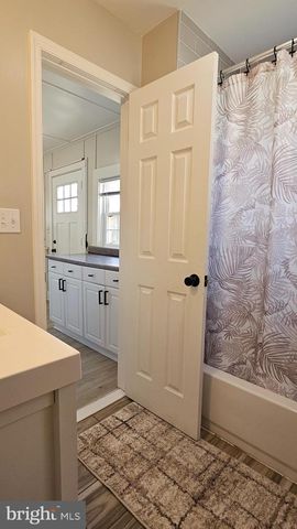 246 BAY AVE, Prince Frederick, MD 20678