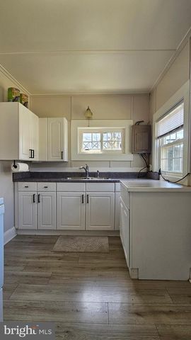 246 BAY AVE, Prince Frederick, MD 20678