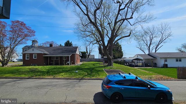 246 BAY AVE, Prince Frederick, MD 20678