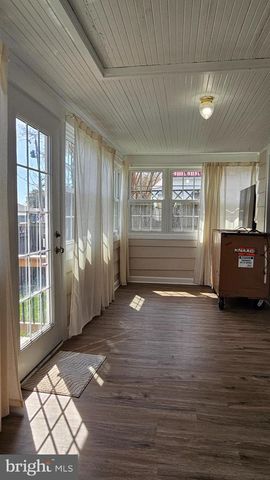 246 BAY AVE, Prince Frederick, MD 20678