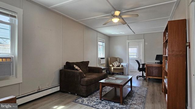 246 BAY AVE, Prince Frederick, MD 20678