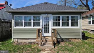246 BAY AVE, Prince Frederick, MD 20678