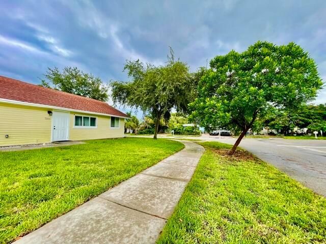 5216 NE 20TH Avenue, Pompano Beach, FL 33064