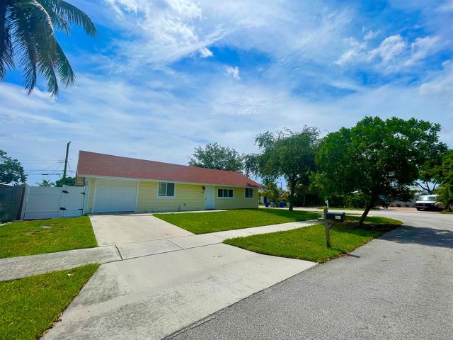 5216 NE 20TH Avenue, Pompano Beach, FL 33064