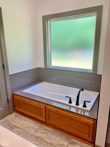 1016 Cr 940, Brookland, AR 72405