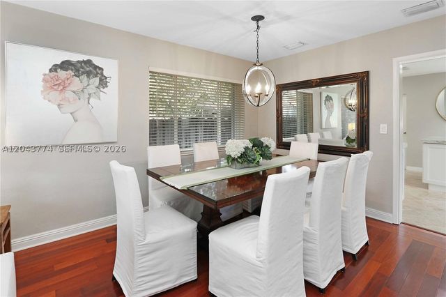 1147 Buchanan St, Hollywood, FL 33019