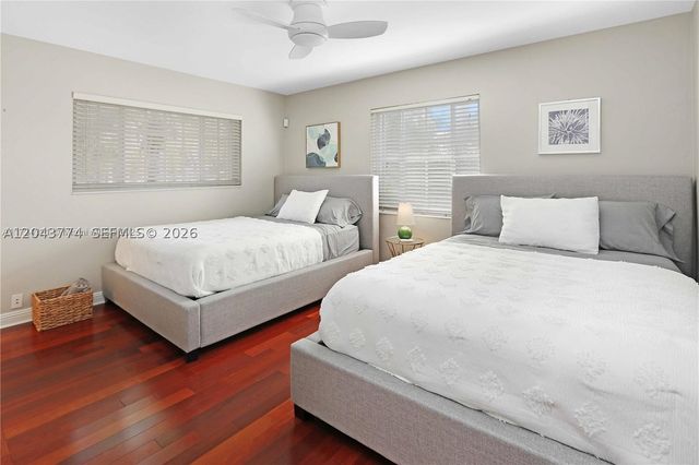 1147 Buchanan St, Hollywood, FL 33019