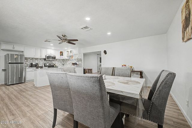 649 N 69TH Avenue, Phoenix, AZ 85043