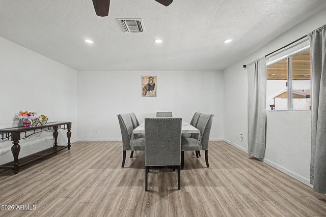 649 N 69TH Avenue, Phoenix, AZ 85043