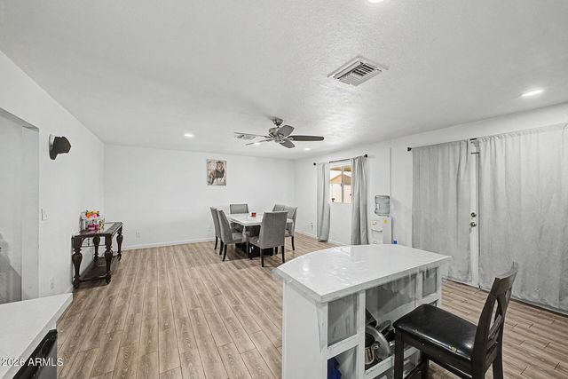 649 N 69TH Avenue, Phoenix, AZ 85043