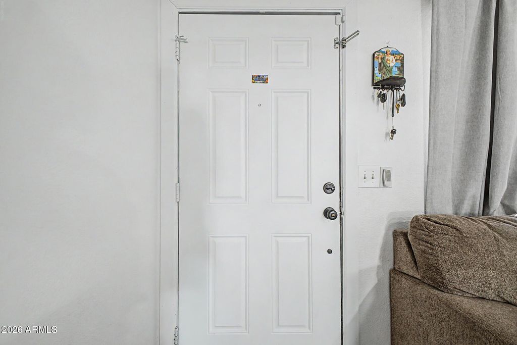 649 N 69TH Avenue, Phoenix, AZ 85043 — photo 5