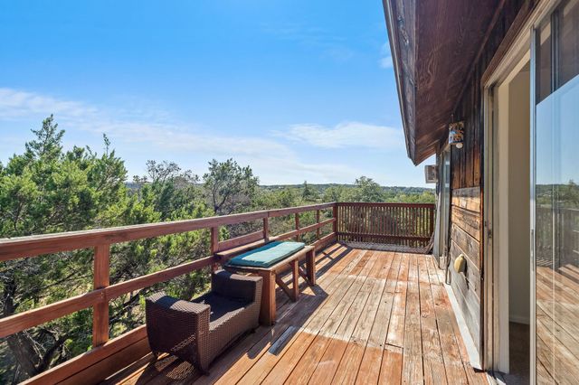 302 Venture BLVD S, Lago Vista, TX 78645