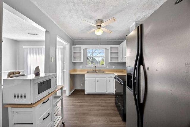 597 Wilmont Drive, Jonesboro, GA 30238