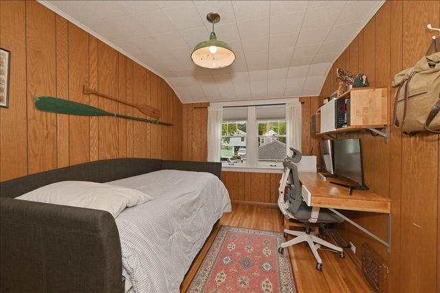 3909 W 5th Street, Duluth, MN 55807