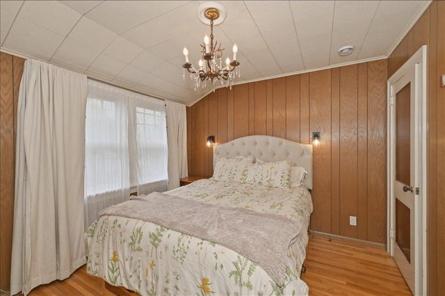 3909 W 5th Street, Duluth, MN 55807