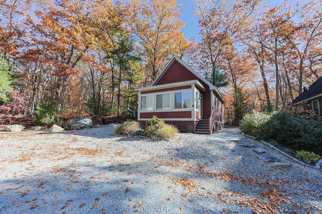 8 Hammock Dr 8, Westford, MA 01886