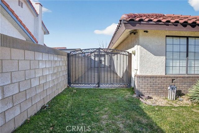 43631 37th, Lancaster, CA 93536