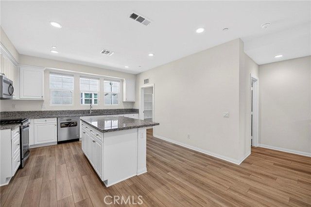 6982 Crimson, Buena Park, CA 90621