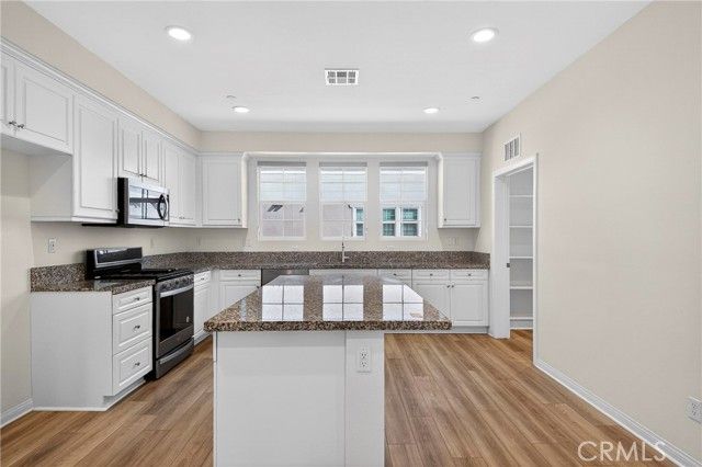 6982 Crimson, Buena Park, CA 90621