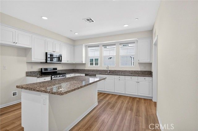 6982 Crimson, Buena Park, CA 90621