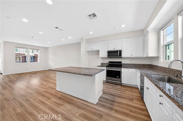 6982 Crimson, Buena Park, CA 90621