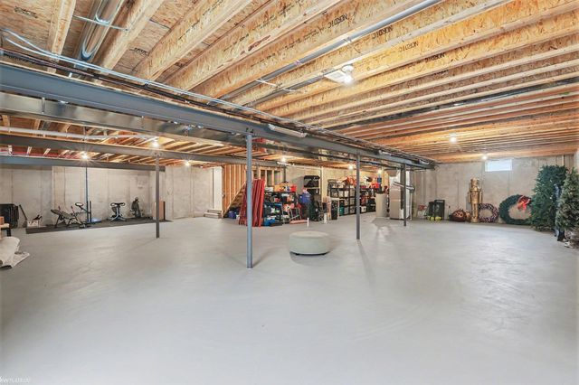 66507 Meadowlands Court, Washington Twp, MI 48095