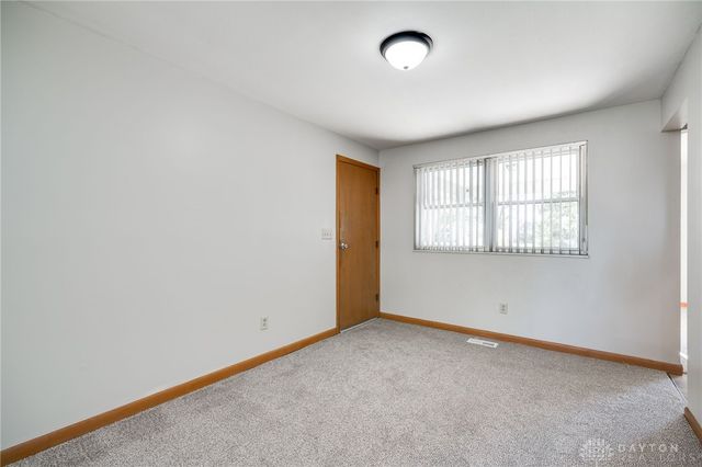 5998 Sterling Court, Tipp City, OH 45371