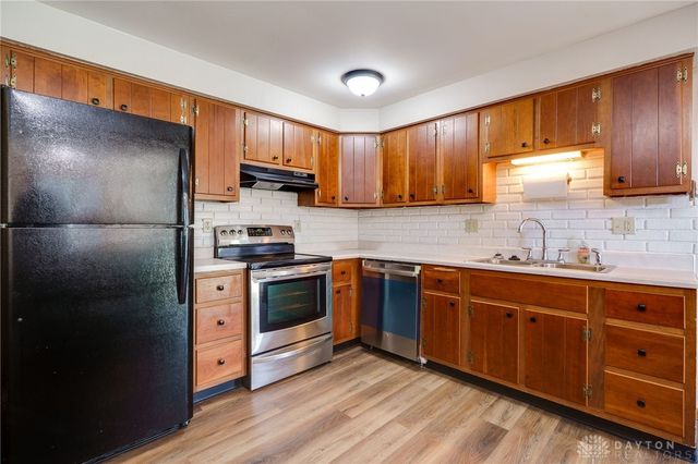 5998 Sterling Court, Tipp City, OH 45371