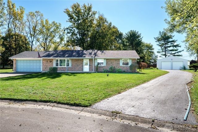 5998 Sterling Court, Tipp City, OH 45371