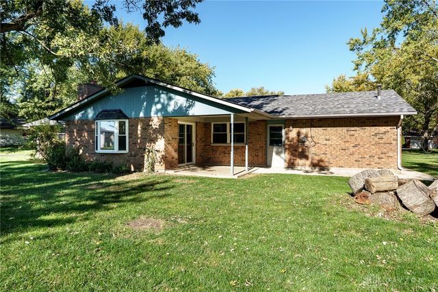 5998 Sterling Court, Tipp City, OH 45371