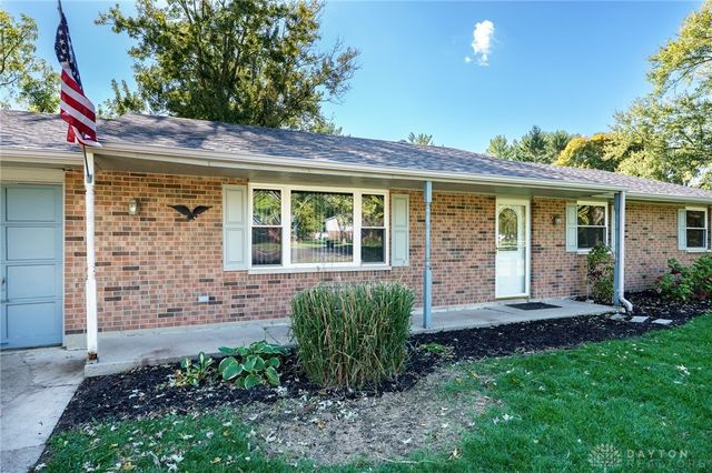 5998 Sterling Court, Tipp City, OH 45371