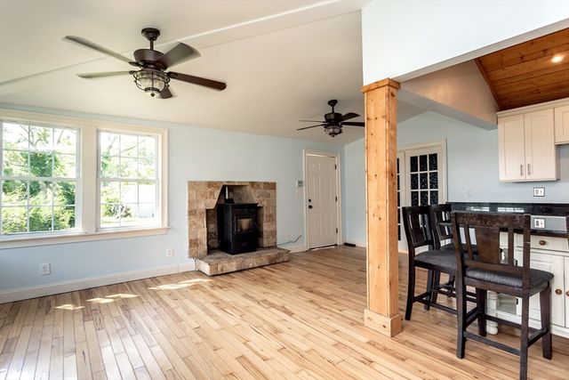 120 &124 Pelletier Lane, Tiverton, RI 02878